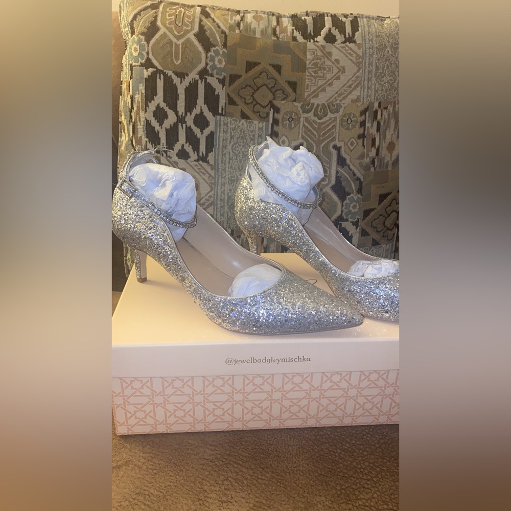 BADGLEY MISCHKA JAMILA KITTEN HEELS 👠 size 9 new - Picture 3 of 12